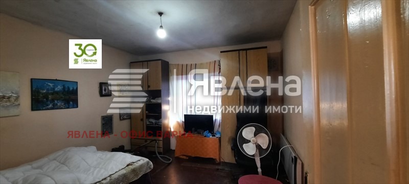 Продава КЪЩА, с. Приселци, област Варна, снимка 2 - Къщи - 49093060