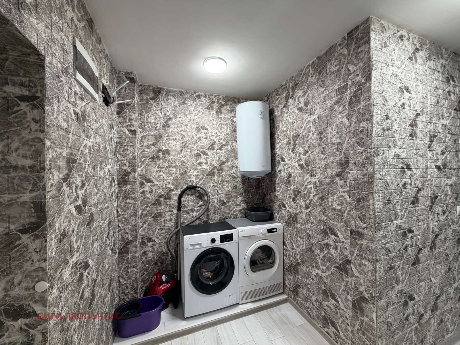 Продава 3-СТАЕН, гр. Благоевград, Широк център, снимка 5 - Апартаменти - 54123618