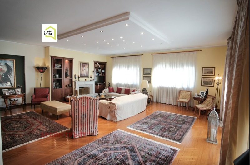 Продава КЪЩА в Гърция, Кавала - 470 кв.м / 800 000 € » 1 564 664.00 лв., БРЕЙН ТРЪСТ