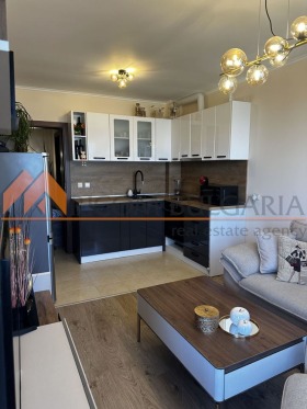 1 dormitor m-t Alen mac, Varna