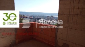 1 quarto m-t Ptchelina, Varna