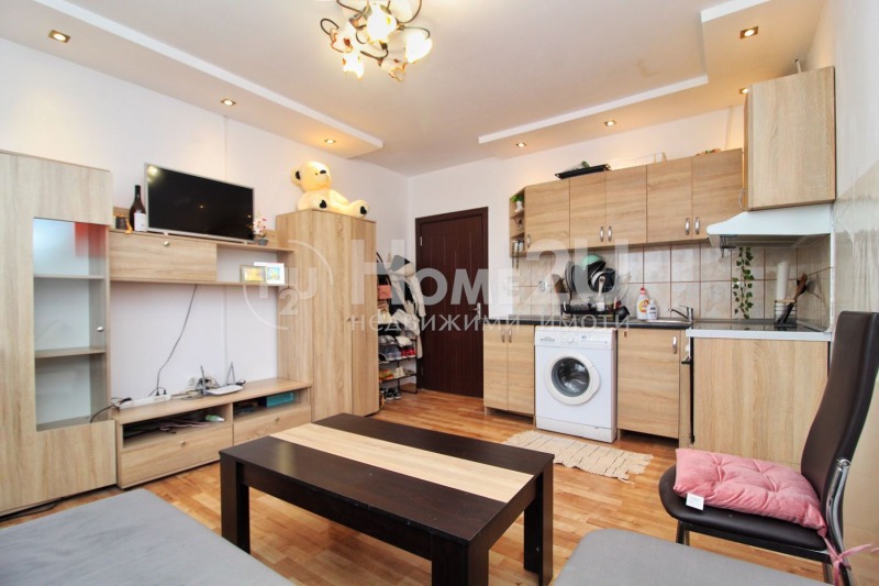 Продава  1-стаен град Пловдив , Христо Смирненски , 45 кв.м | 44121747