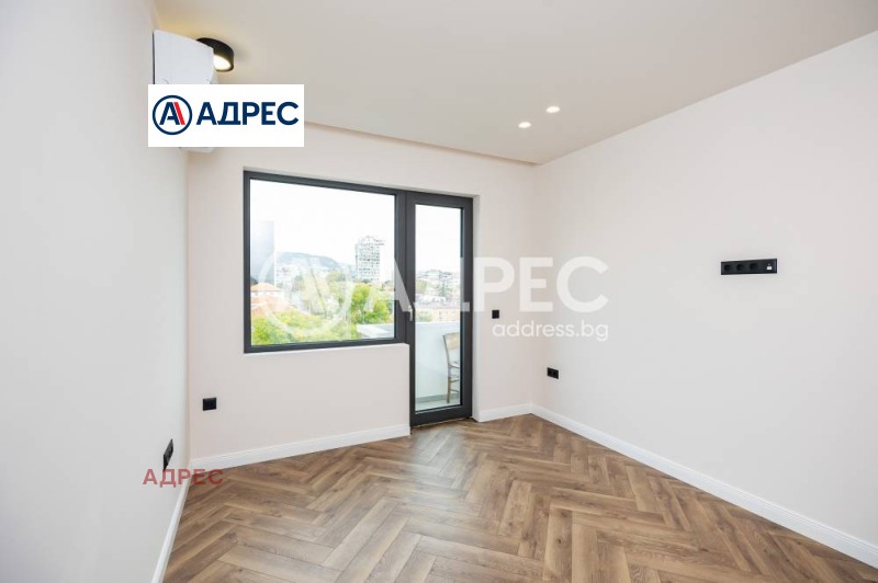 In vendita  2 camere da letto Varna , Chataldga , 100 mq | 94241919 - Immagine [8]