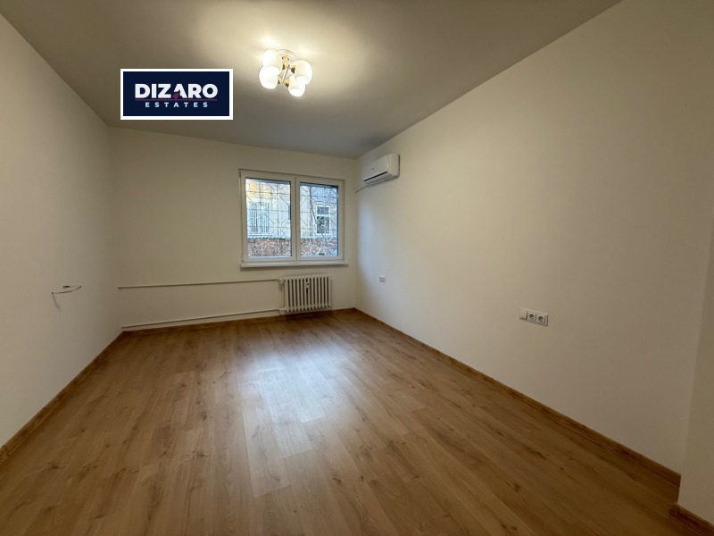 Продава 3-СТАЕН, гр. София, Център, снимка 3 - Апартаменти - 53075463