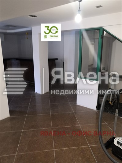 Till salu  Bar Varna , Levski 2 , 150 kvm | 60531725 - bild [11]