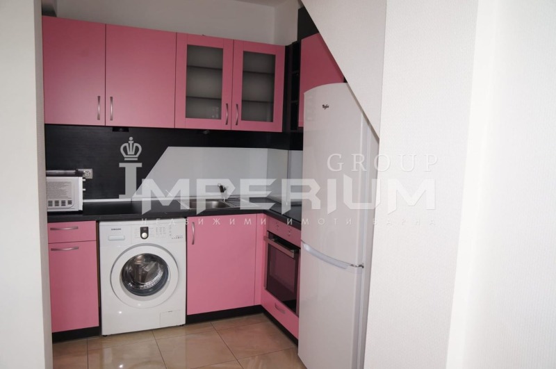 Продава 2-СТАЕН, гр. Варна, Левски 1