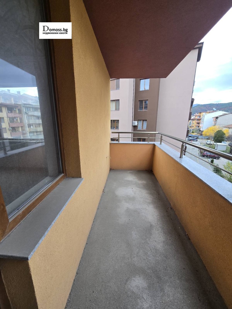 Продава 3-СТАЕН, гр. Благоевград, Широк център, снимка 3 - Апартаменти - 52494012