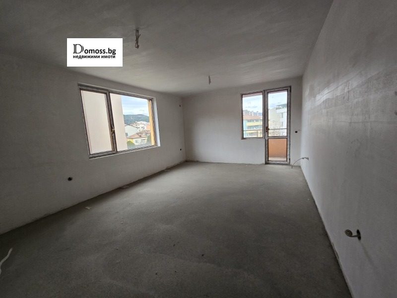 Продава 3-СТАЕН, гр. Благоевград, Широк център, снимка 2 - Апартаменти - 52494012