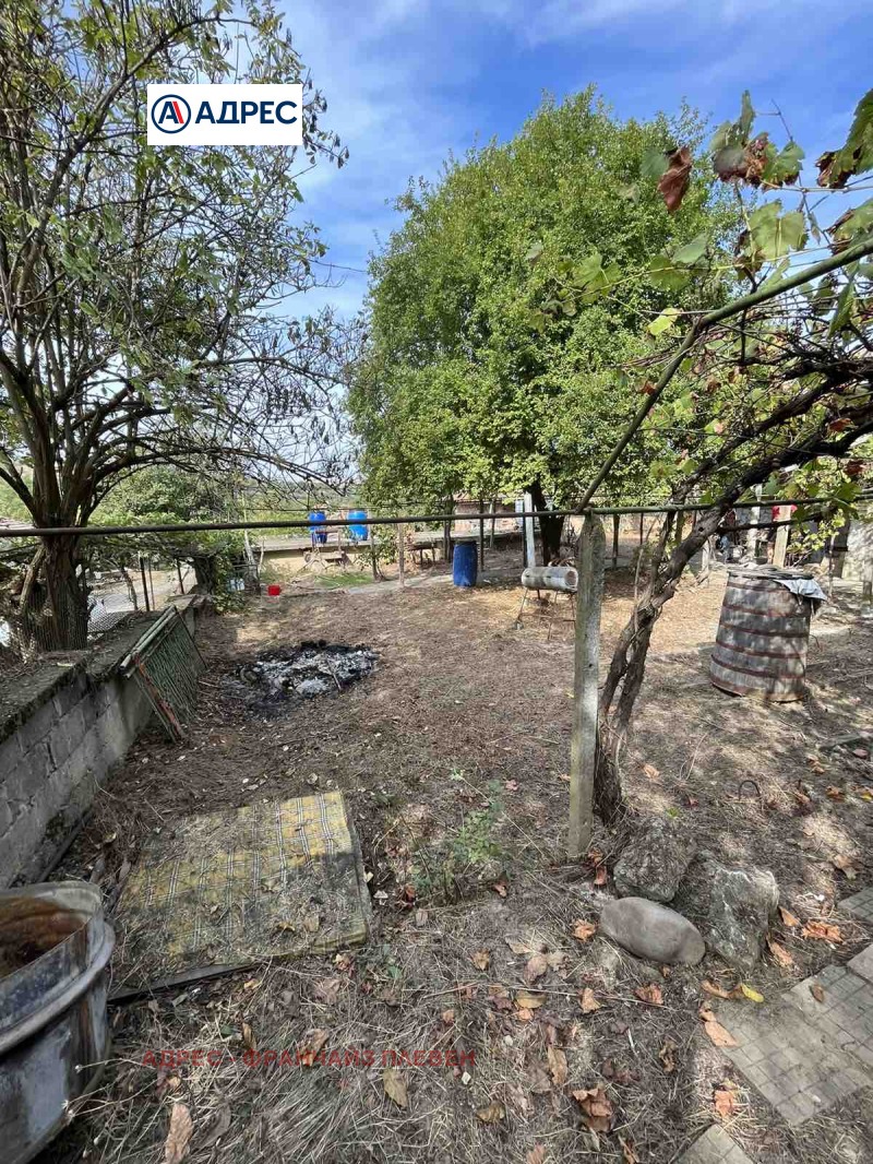 Продава КЪЩА, с. Бръшляница, област Плевен, снимка 6 - Къщи - 52600036