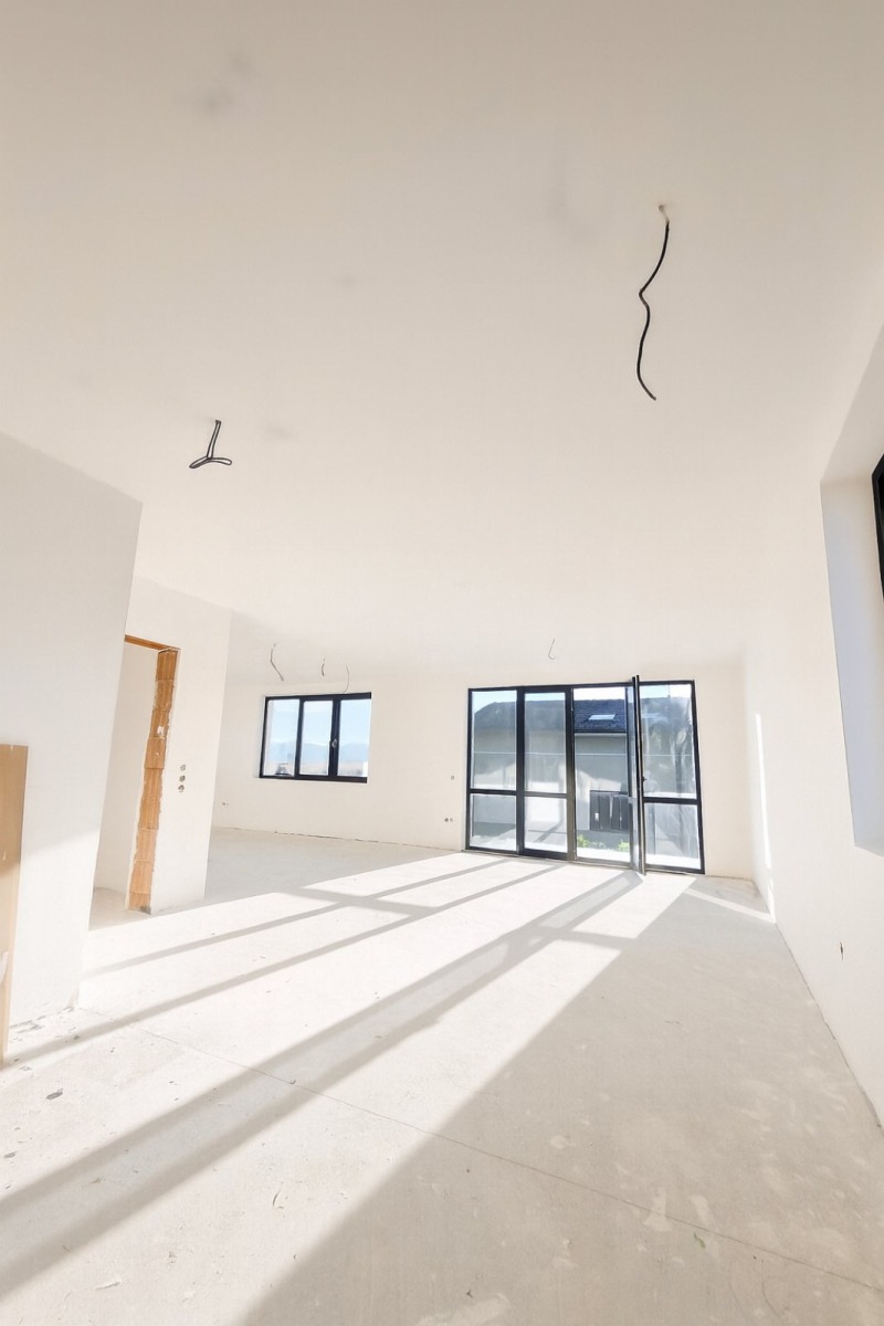 Продава КЪЩА, гр. София, Център, снимка 3 - Къщи - 53203243