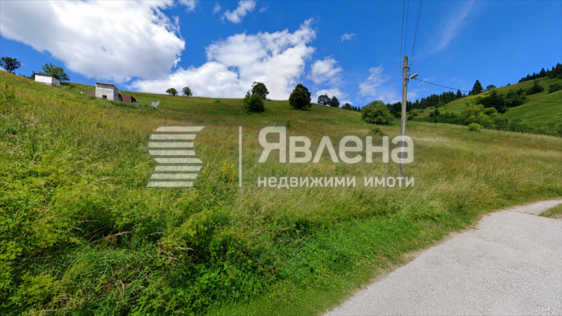 Продава ПАРЦЕЛ, с. Проглед, област Смолян
