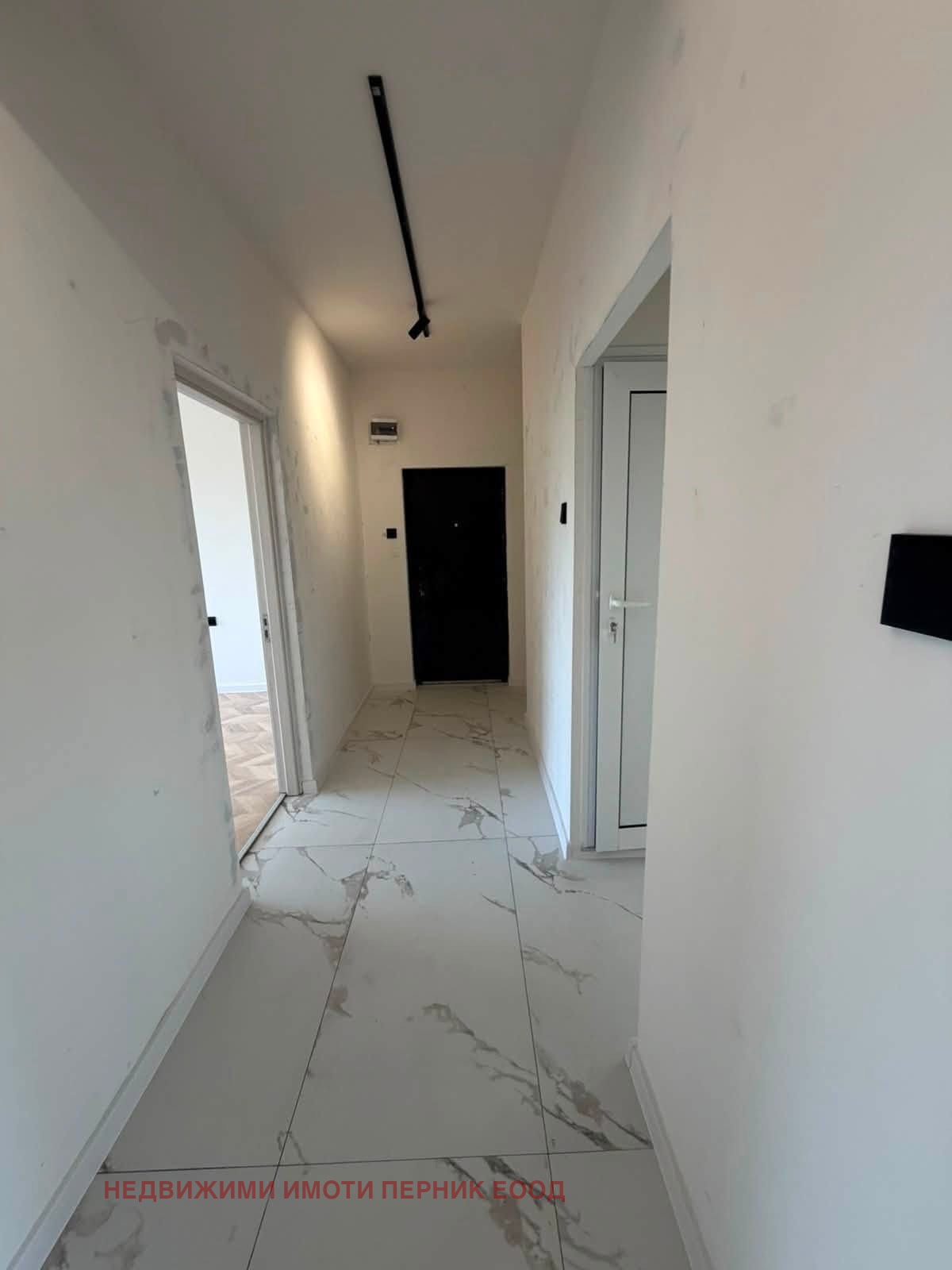 Продава 4-СТАЕН, гр. Перник, Димова махала, снимка 3 - Апартаменти - 55089152