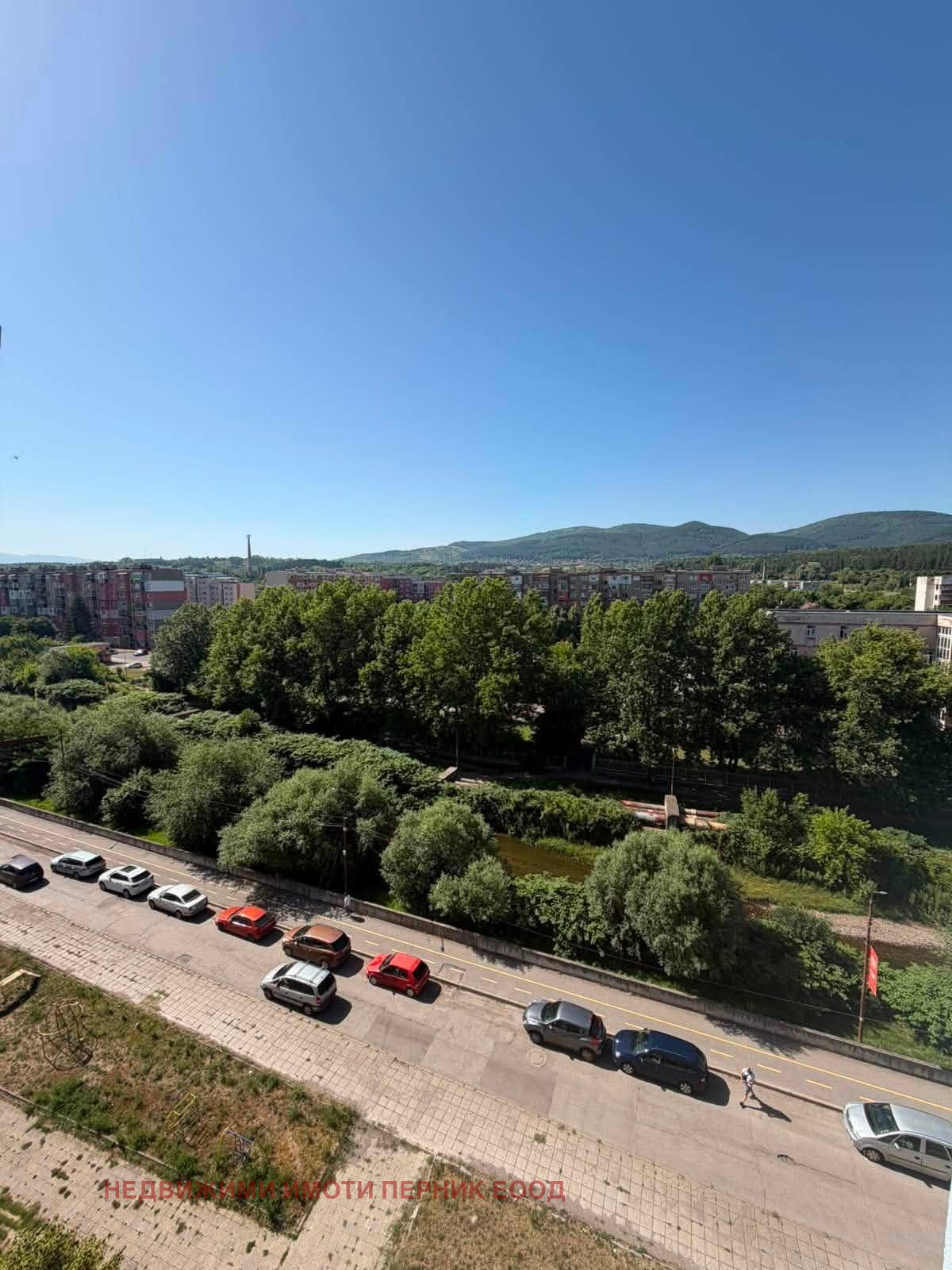 Продава 4-СТАЕН, гр. Перник, Димова махала, снимка 11 - Апартаменти - 55089152