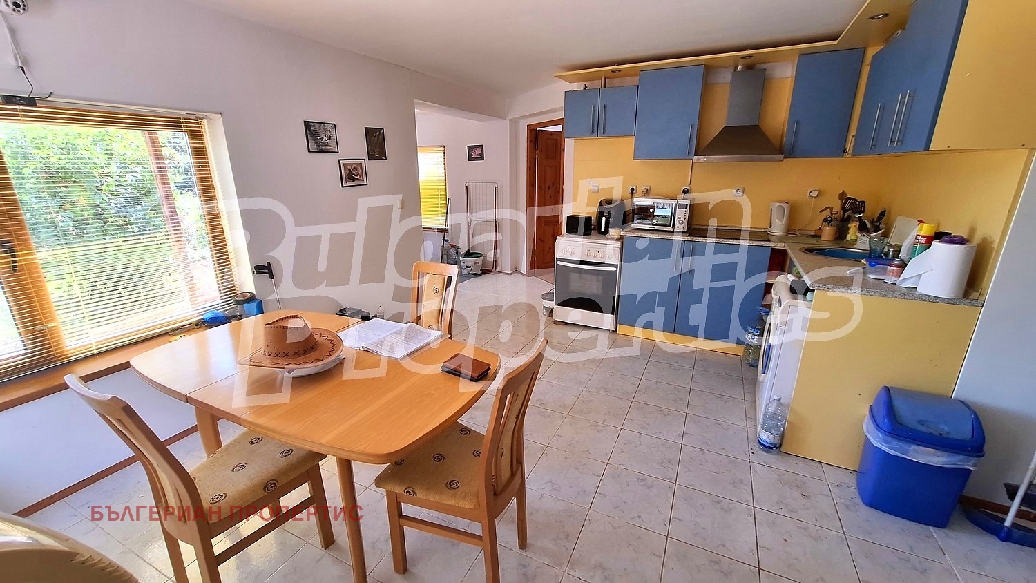 Продава КЪЩА, с. Великово, област Добрич, снимка 12 - Къщи - 55308318