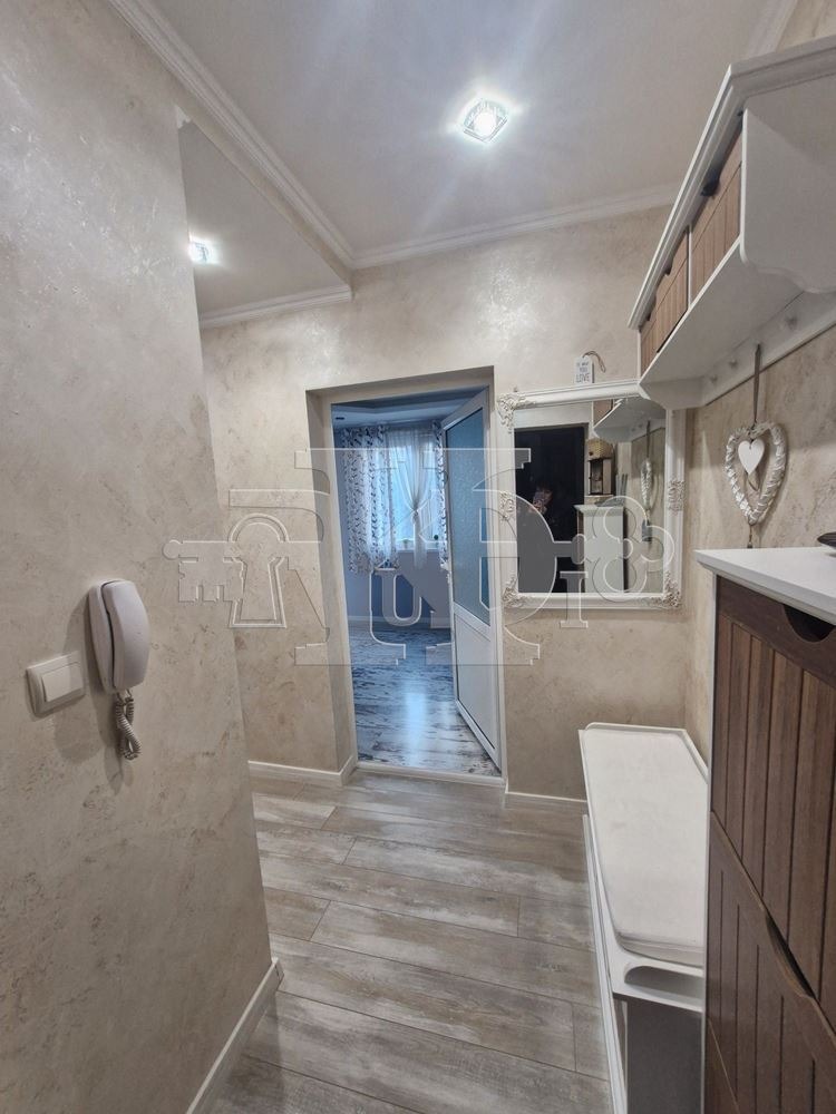 Продава  3-стаен град Добрич , Център , 76 кв.м | 88515438 - изображение [10]