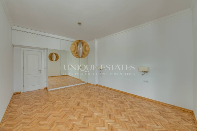 Na sprzedaż  3 sypialnie Sofia , Centar , 150 mkw | 40532148 - obraz [5]