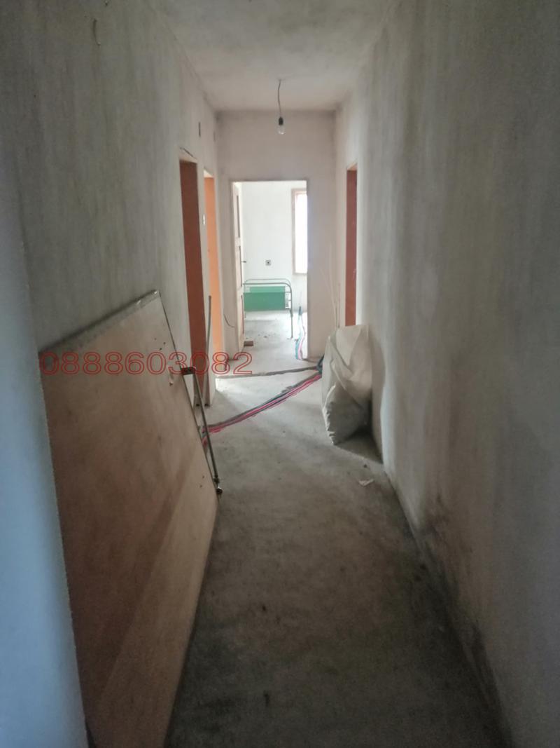 Продава ЕТАЖ ОТ КЪЩА, гр. Смолян, Стар център, снимка 13 - Етаж от къща - 52884071