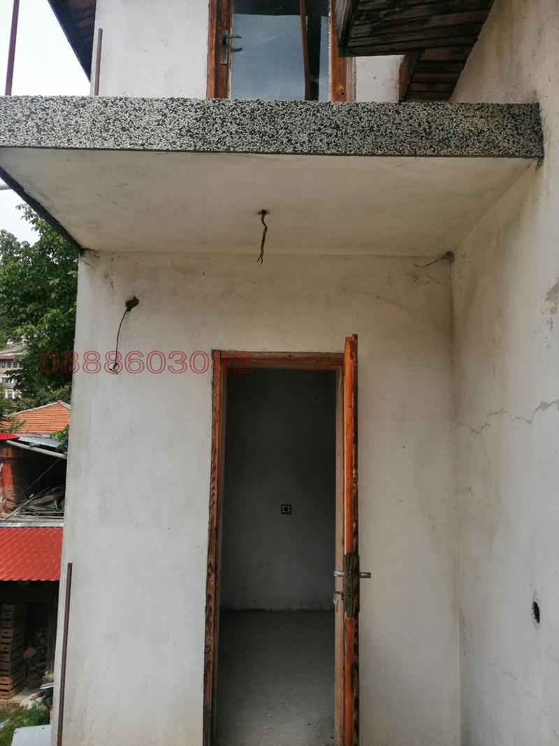 Продава ЕТАЖ ОТ КЪЩА, гр. Смолян, Стар център, снимка 14 - Етаж от къща - 52884071