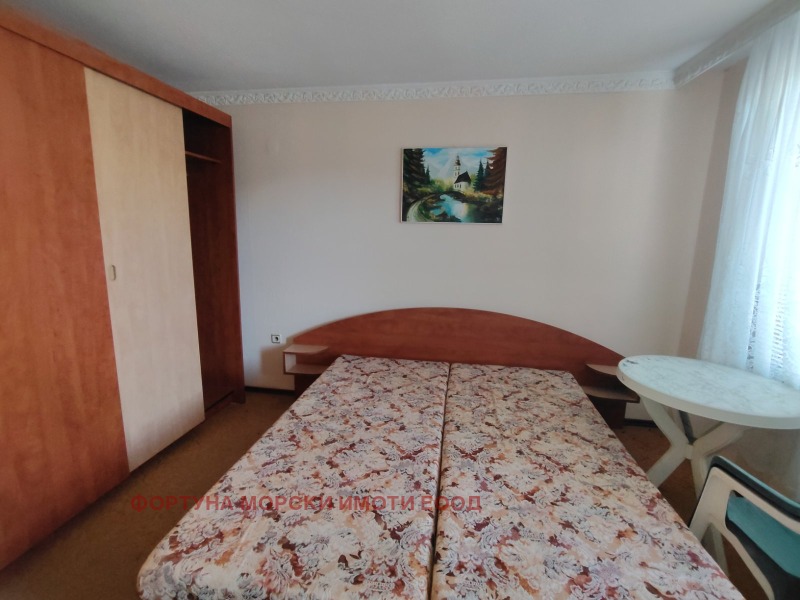 Продава ЕТАЖ ОТ КЪЩА, гр. Несебър, област Бургас, снимка 6 - Етаж от къща - 53174452