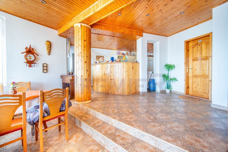 Продава КЪЩА, гр. Балчик, област Добрич, снимка 4 - Къщи - 53557044