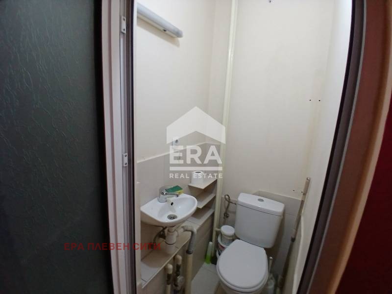 Продава  Магазин град Плевен , Идеален център , 17 кв.м | 75063622 - изображение [4]