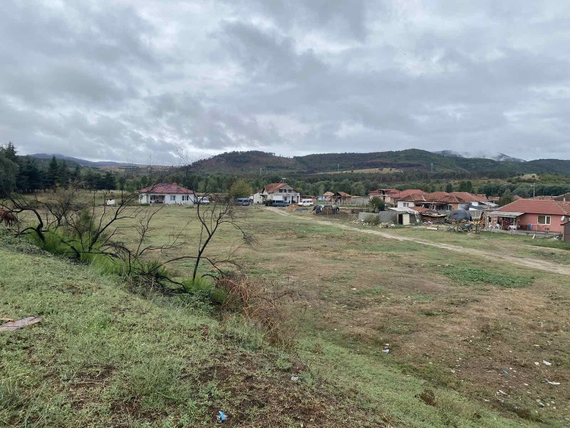 Zu verkaufen  Handlung region Plowdiw , Banja , 1900 qm | 88018427 - Bild [2]