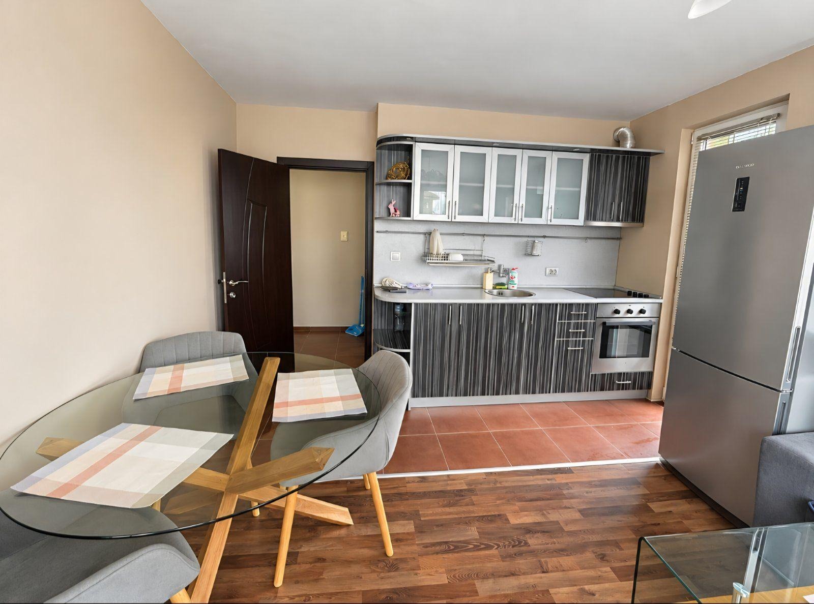 Продава 2-СТАЕН, гр. Бургас, Сарафово, снимка 2 - Апартаменти - 56731262