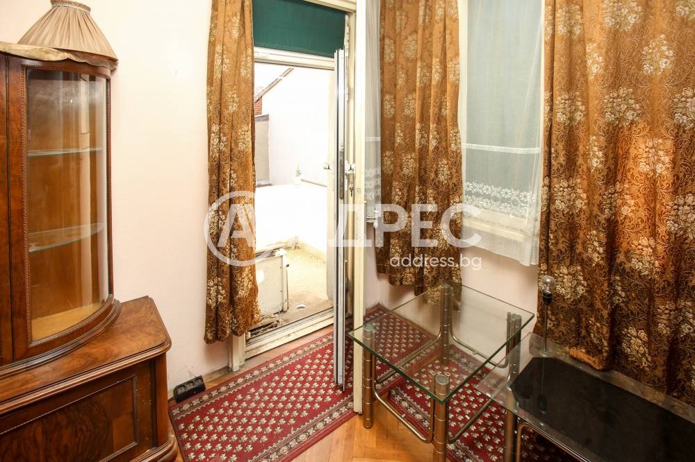 Продава 3-СТАЕН, гр. София, Банишора, снимка 3 - Апартаменти - 54604284