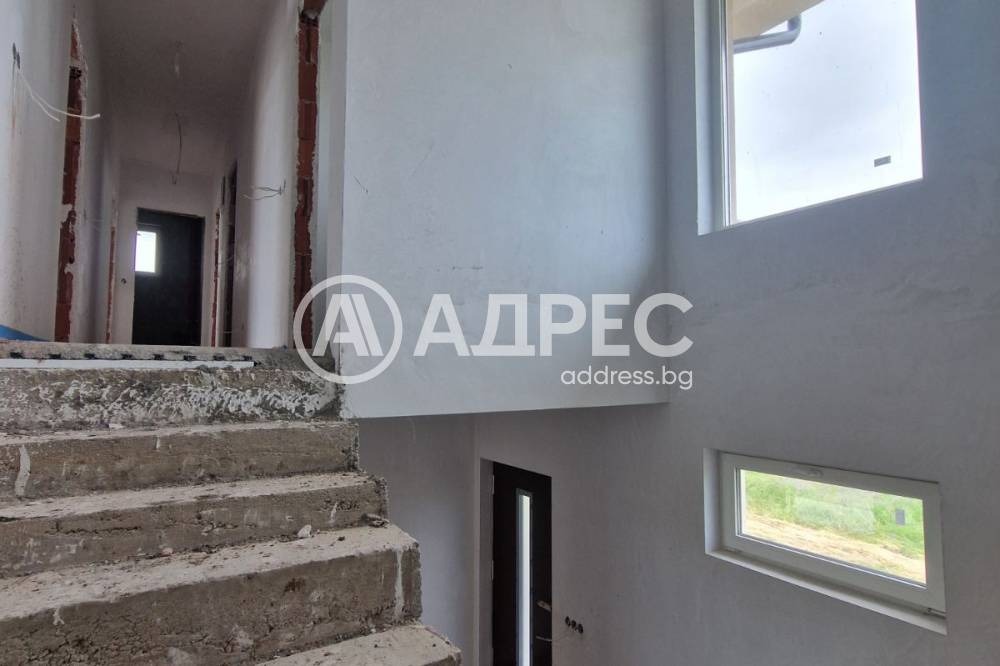 Продава КЪЩА, гр. София, с. Мрамор, снимка 4 - Къщи - 55921977