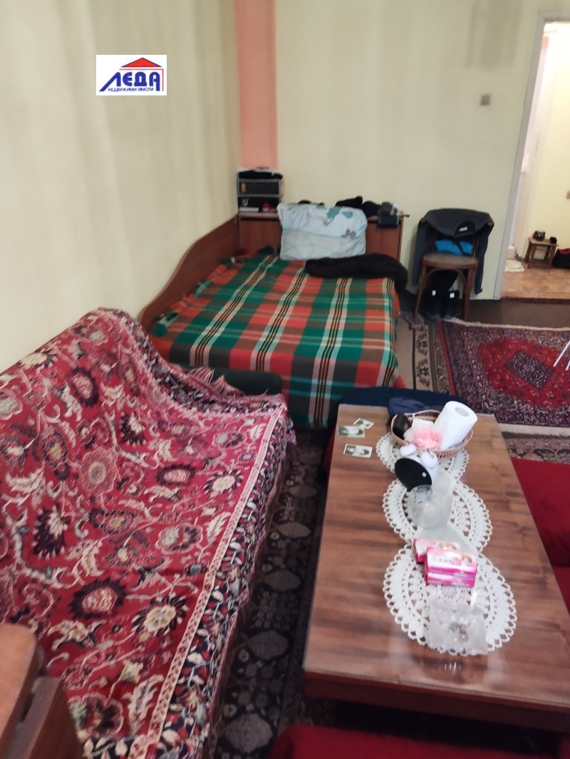 Продава 1-СТАЕН, гр. Плевен, 9-ти квартал, снимка 2 - Апартаменти - 52685644