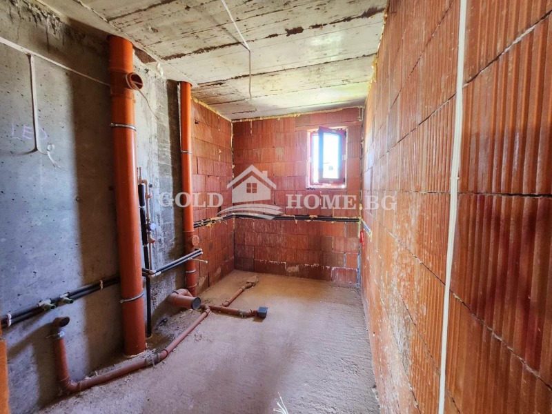 De vânzare  2 dormitoare Plovdiv , Hristo Smirnensci , 245 mp | 65270055 - imagine [12]