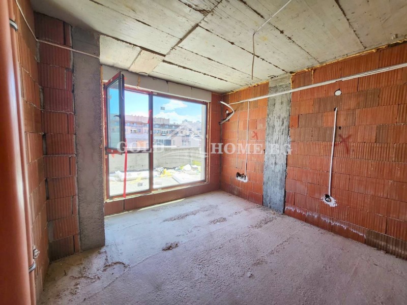De vânzare  2 dormitoare Plovdiv , Hristo Smirnensci , 245 mp | 65270055 - imagine [5]