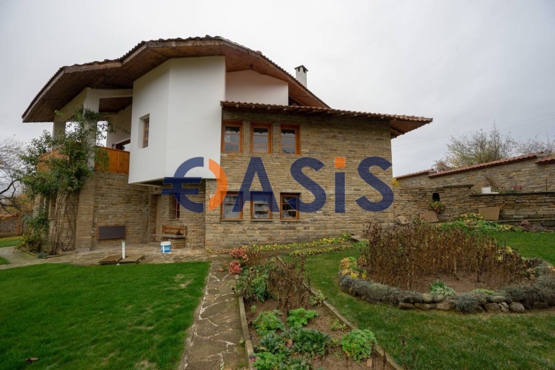 À venda  Casa Sliven , Centar , 310 m² | 67113165 - imagem [2]