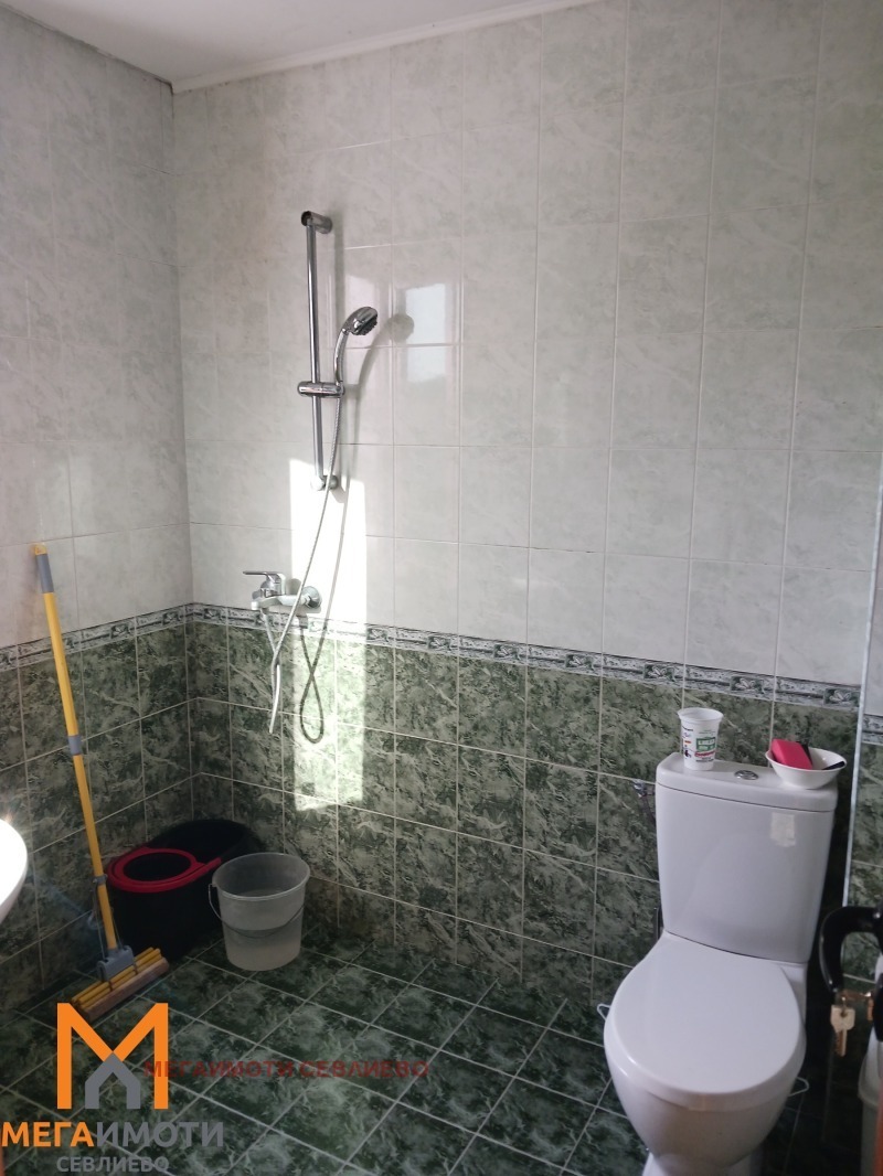 Продава КЪЩА, гр. Севлиево, област Габрово, снимка 15 - Къщи - 54081396