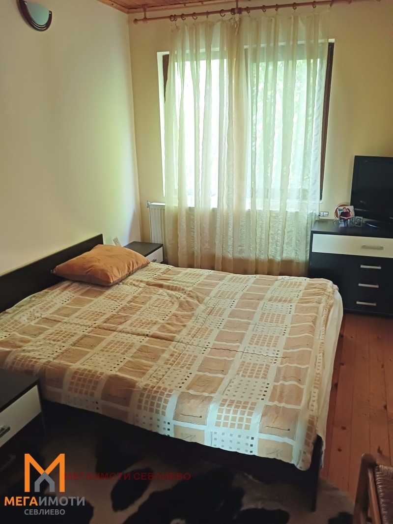 Продава КЪЩА, гр. Севлиево, област Габрово, снимка 11 - Къщи - 54081396