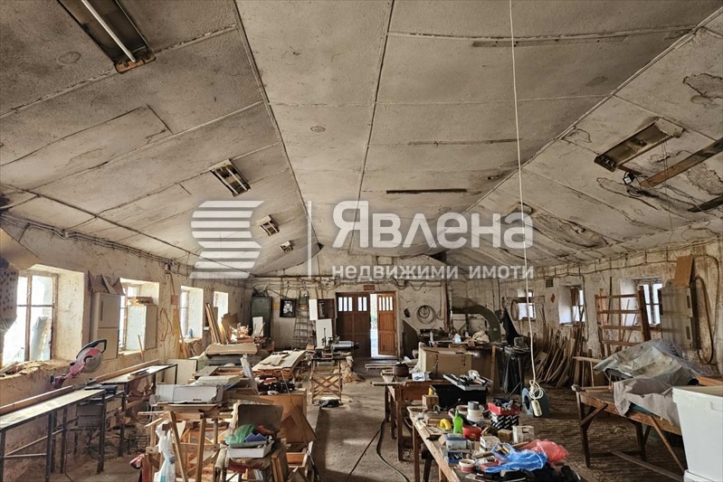 Продава ПРОМ. ПОМЕЩЕНИЕ, с. Дълго поле, област Пловдив
