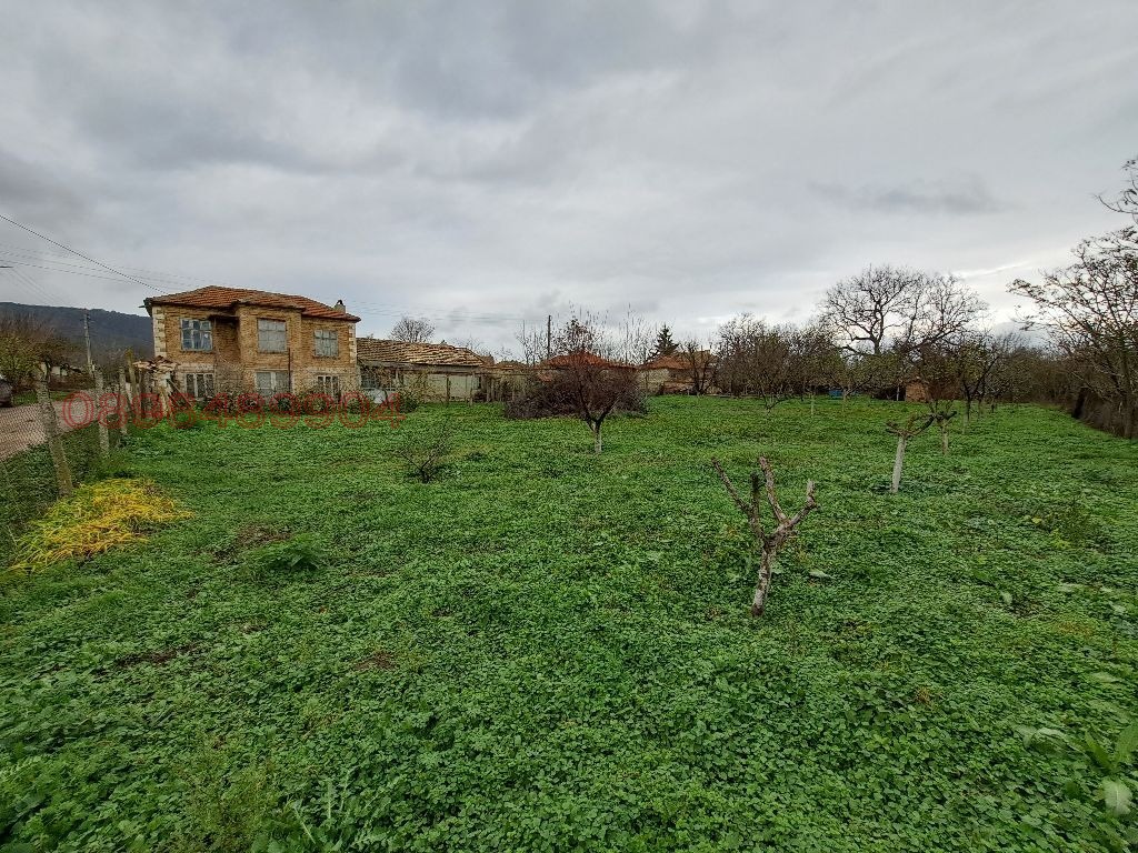 Продава КЪЩА, с. Невша, област Варна, снимка 8 - Къщи - 55051304