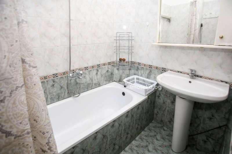 Продава 3-СТАЕН, гр. София, Център, снимка 13 - Апартаменти - 52688222