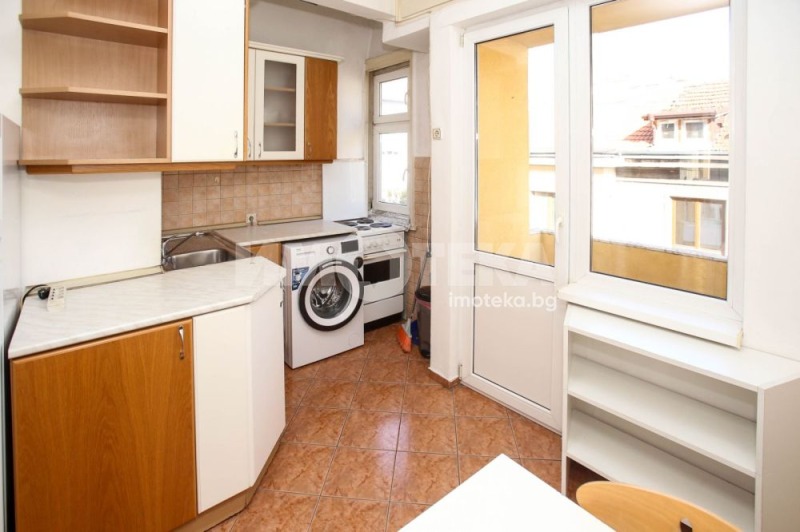 Продава 3-СТАЕН, гр. София, Център, снимка 17 - Апартаменти - 52688222