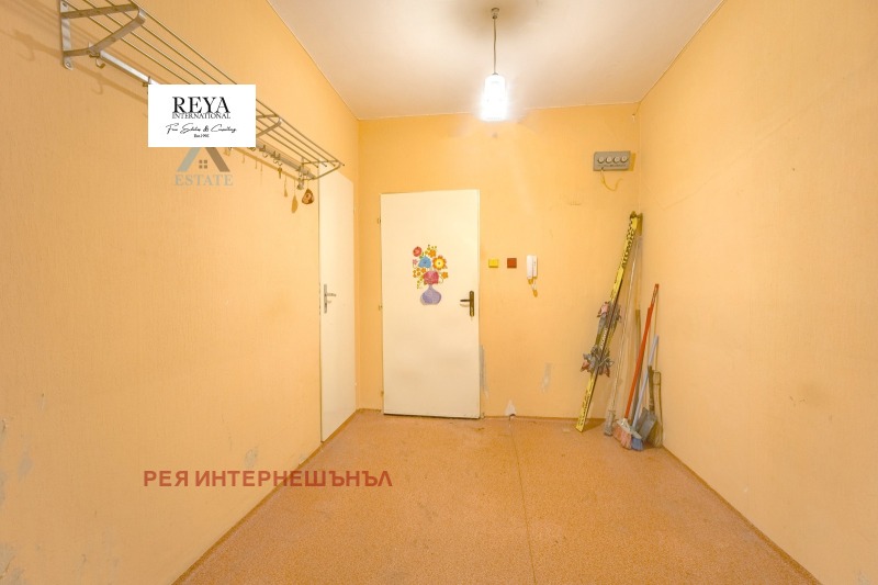 Продава  3-стаен град София , Младост 4 , 101 кв.м | 65650738 - изображение [2]