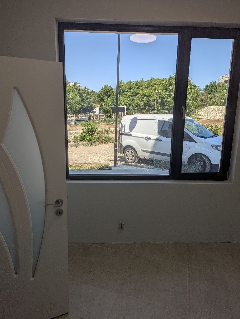 Продава  Ателие, таван град Плевен , Широк център , 64 кв.м | 41730544 - изображение [2]