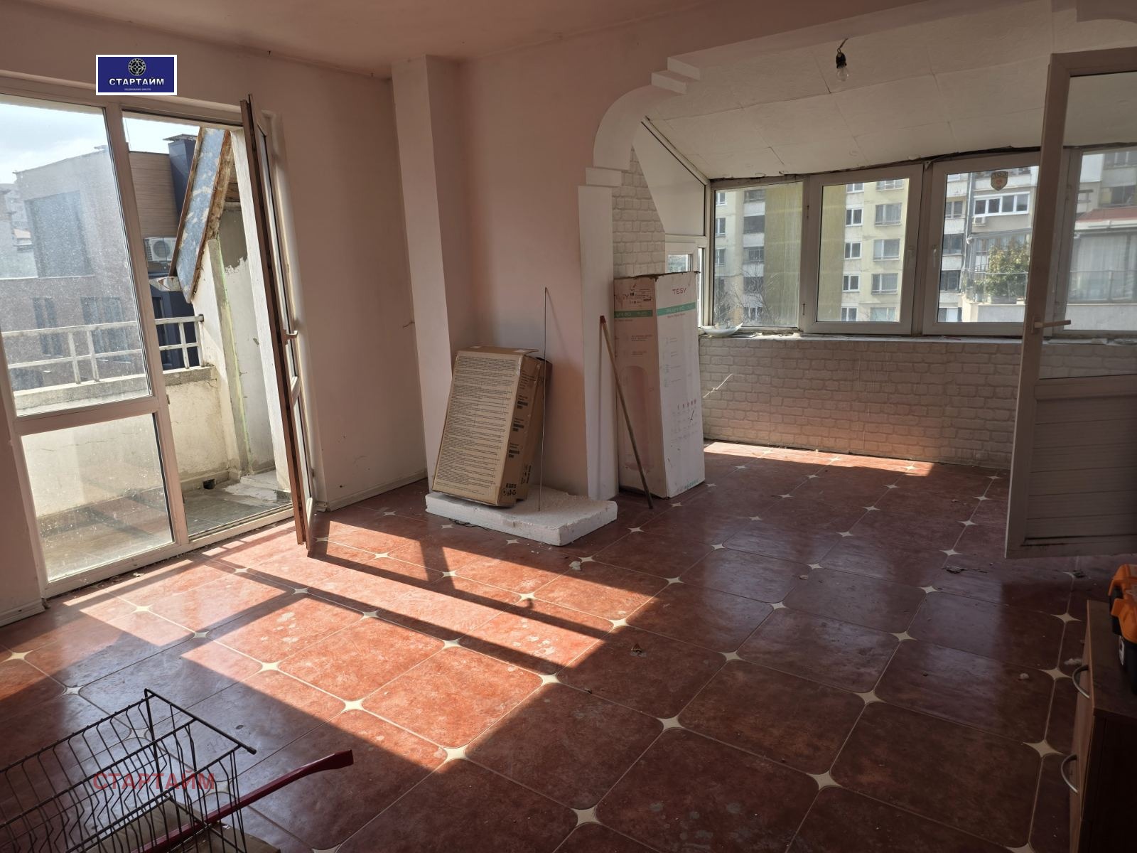 Продава 3-СТАЕН, гр. София, Хиподрума, снимка 2 - Апартаменти - 53884609