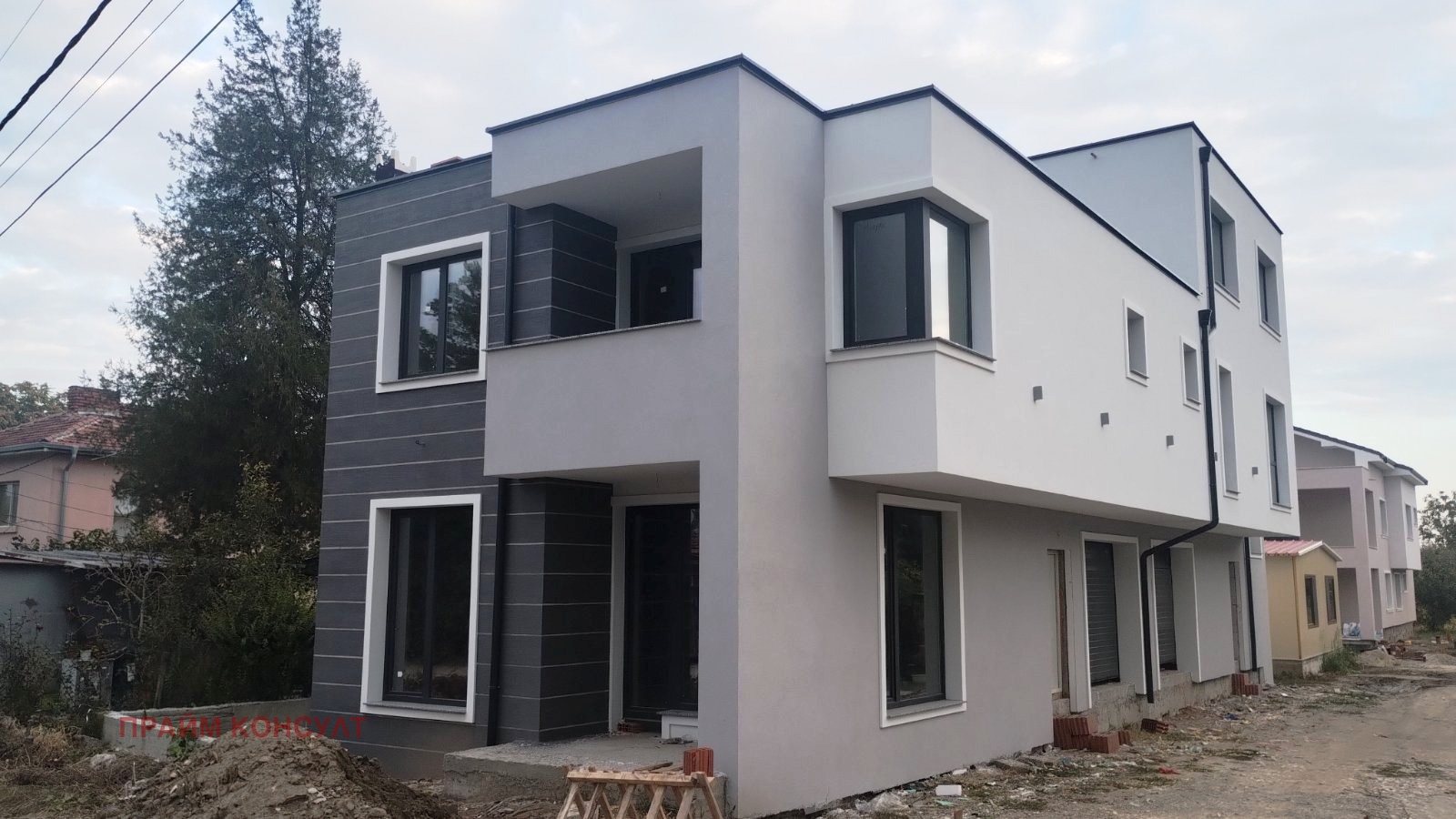 Продава КЪЩА, гр. Пловдив, Беломорски, снимка 2 - Къщи - 53677871