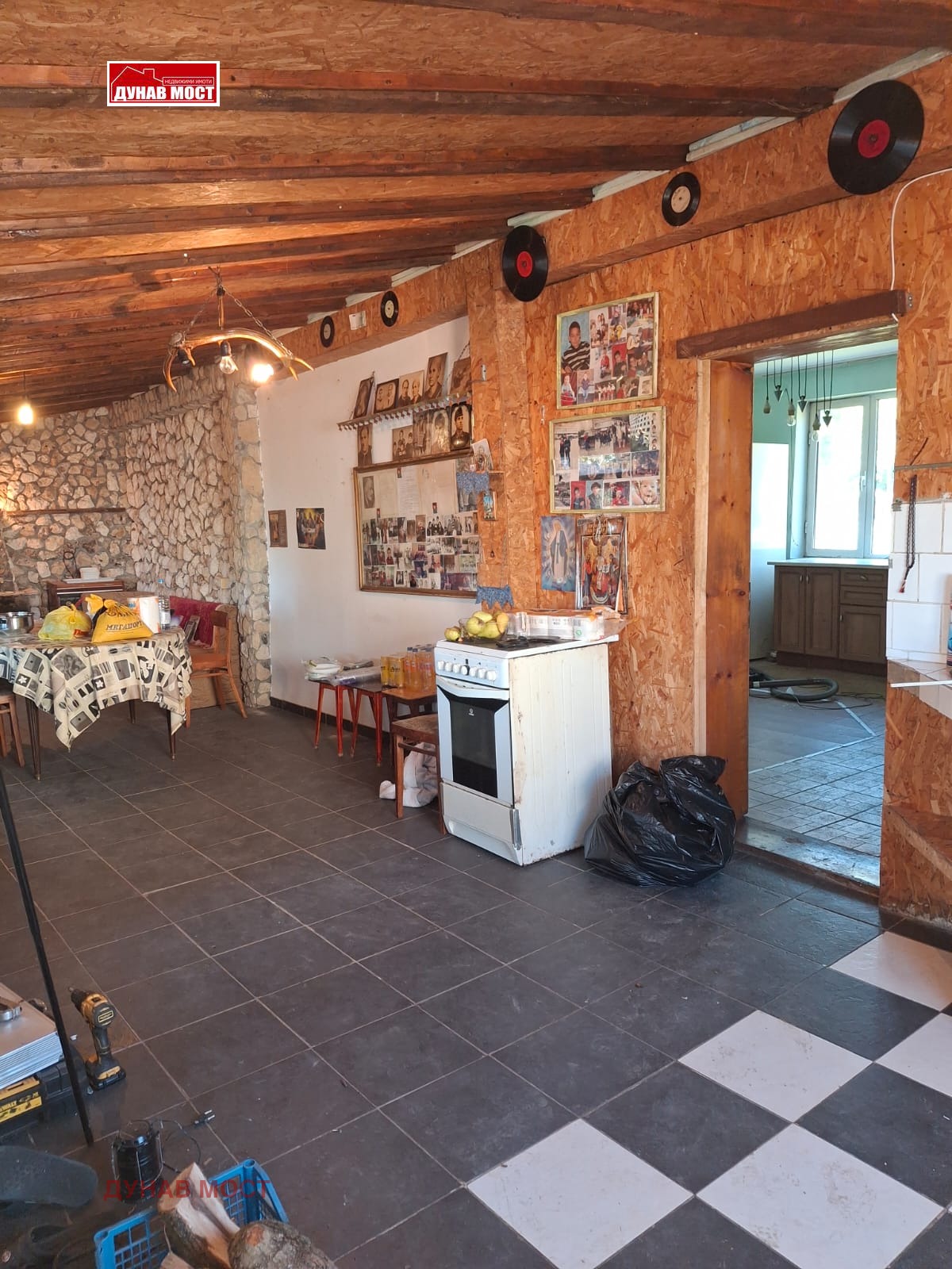 Продава КЪЩА, с. Брестовене, област Разград, снимка 11 - Къщи - 55050727