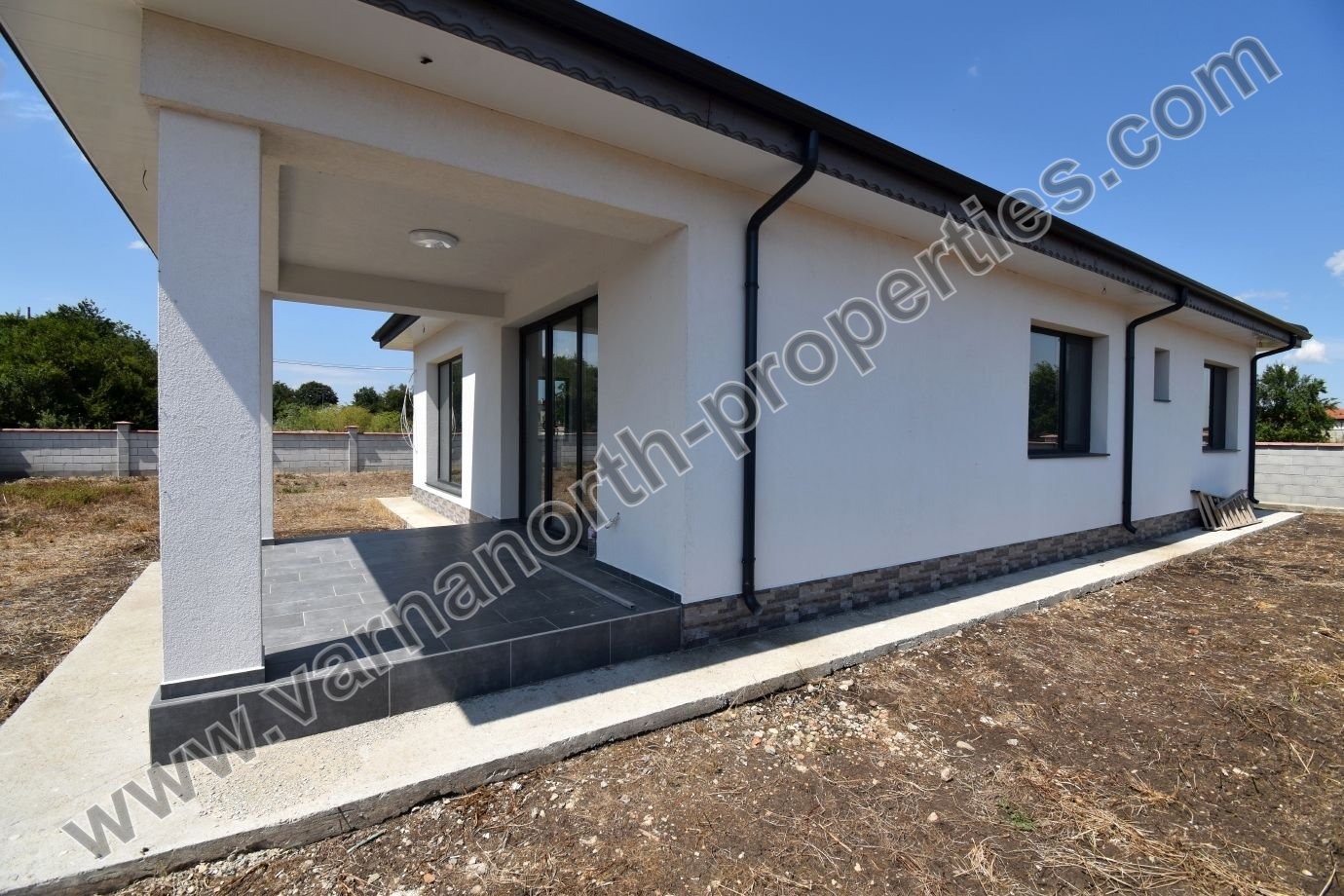 Продава КЪЩА, с. Соколово, област Добрич, снимка 3 - Къщи - 55202395