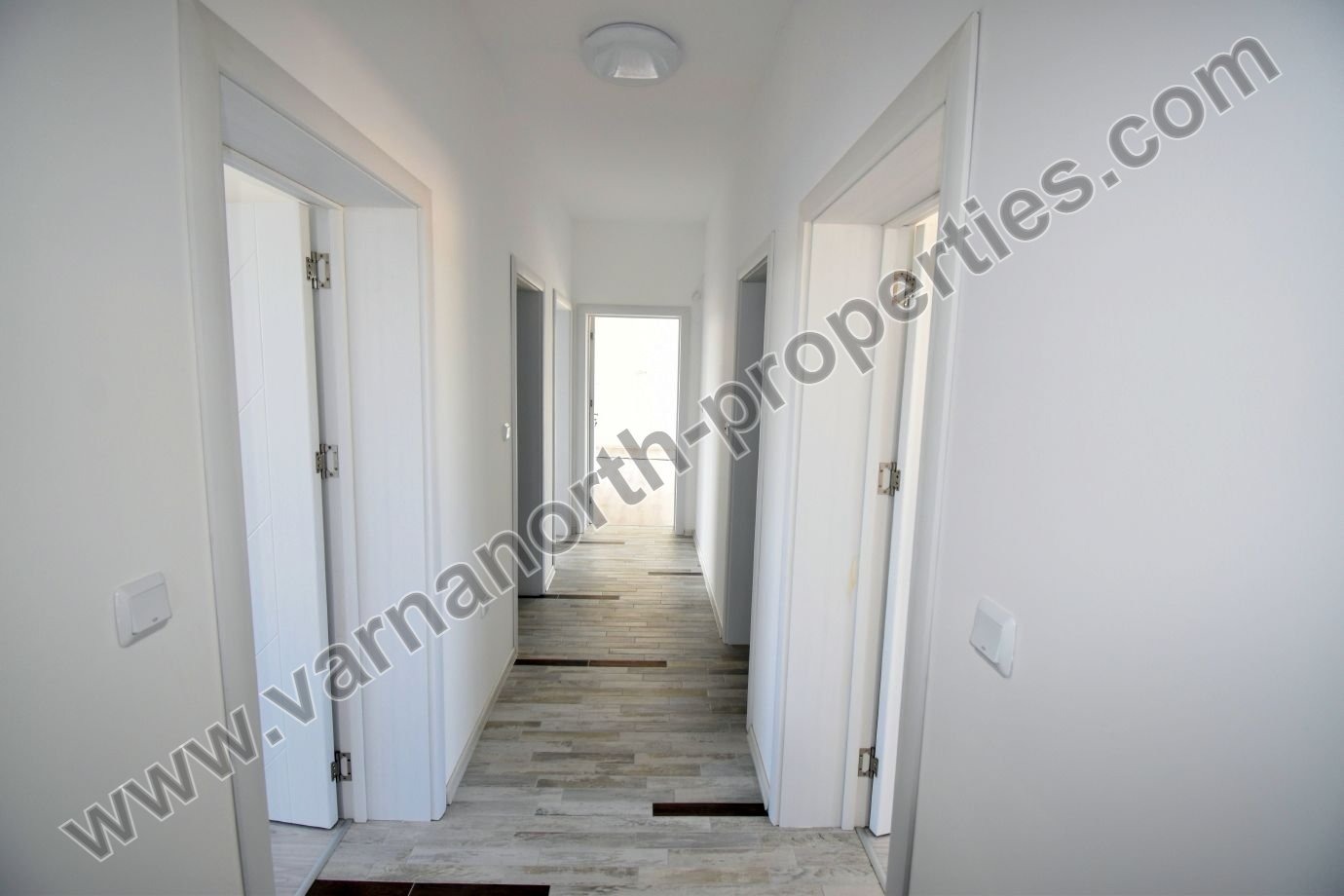 Продава КЪЩА, с. Соколово, област Добрич, снимка 8 - Къщи - 55202395
