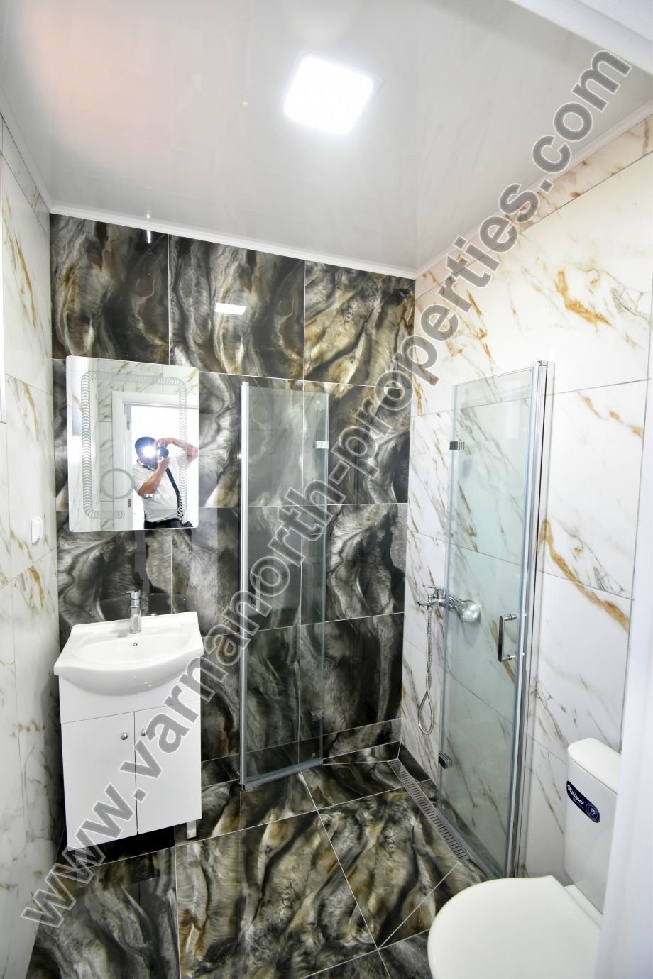 Продава КЪЩА, с. Соколово, област Добрич, снимка 10 - Къщи - 55202395