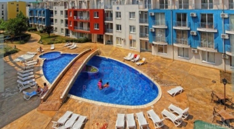 À venda  2 quartos região Burgas , k.k. Slantchev briag , 60 m² | 93269934