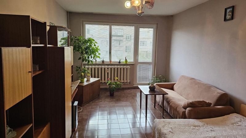На продаж  2 спальні София , Надежда 3 , 88 кв.м | 99273780