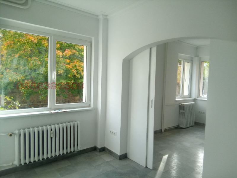 Продава 3-СТАЕН, гр. София, Оборище, снимка 8 - Апартаменти - 52668195